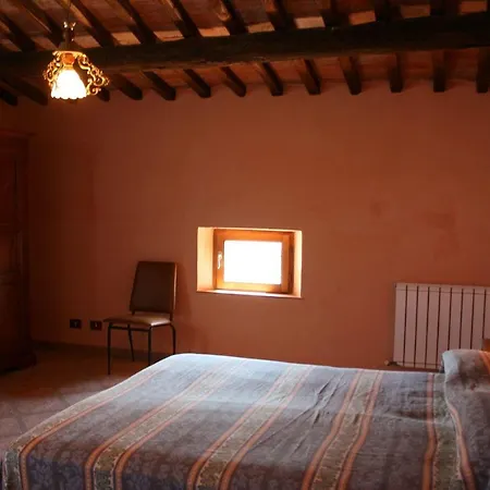 Chianacce Sleeps 10 Pool Apartment *